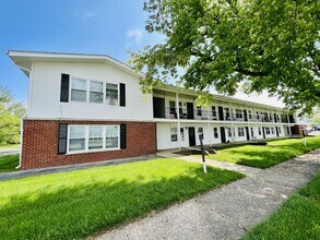 Building Photo - 575 Berry Ave