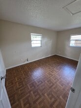 Building Photo - 5130 SE 29th St