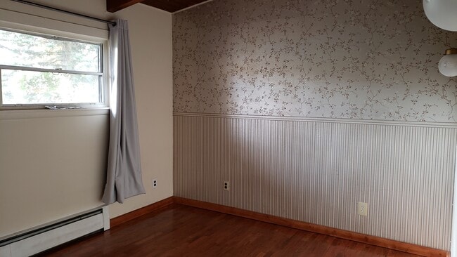 Building Photo - 5731 College Dr