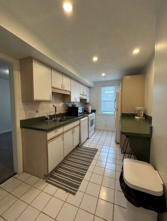 Foto del edificio - 4056 Northfield Rd