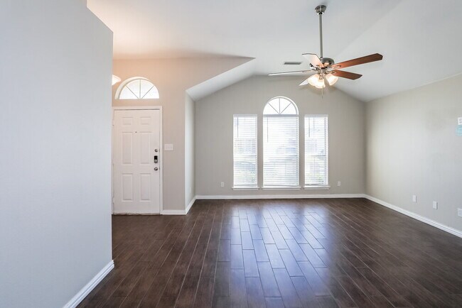 Foto del edificio - 5800 Magnum Dr