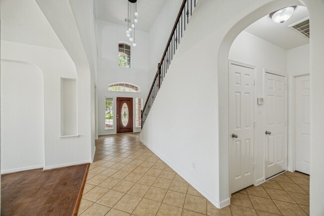 Foto del edificio - 26402 Larkspur Ridge Dr