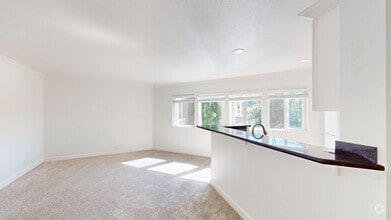 Building Photo - 1821 Lincoln Ave