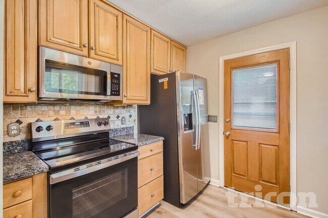 Foto del edificio - 426 Kinsey Blvd