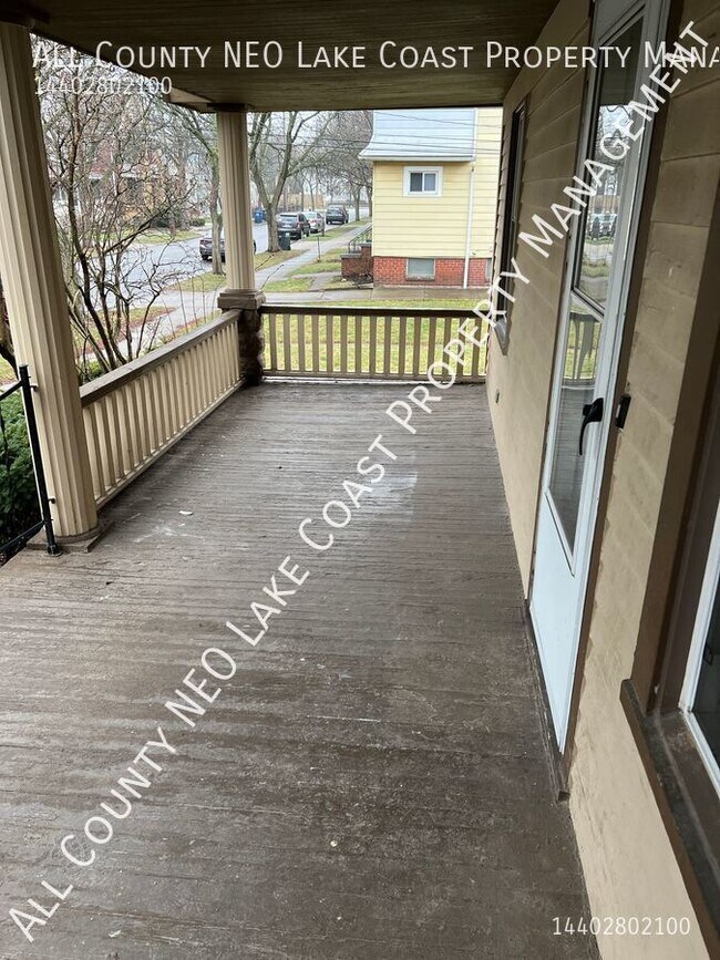 2118 Dowd Ave Unit 1Dn, Lakewood, OH 44107 Room for Rent in Lakewood, OH