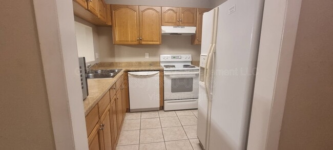 Photo - 2500 Lee Rd Apartment