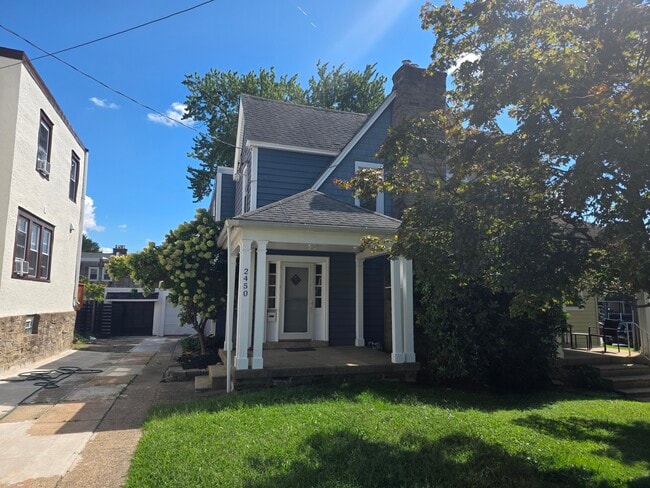 Building Photo - 2450 Mansfield Ave