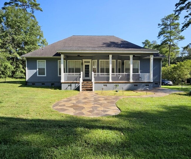 Building Photo - 366 Bellingham Dr