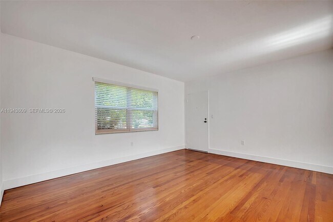 Foto del edificio - 7701 SW 55th Ave