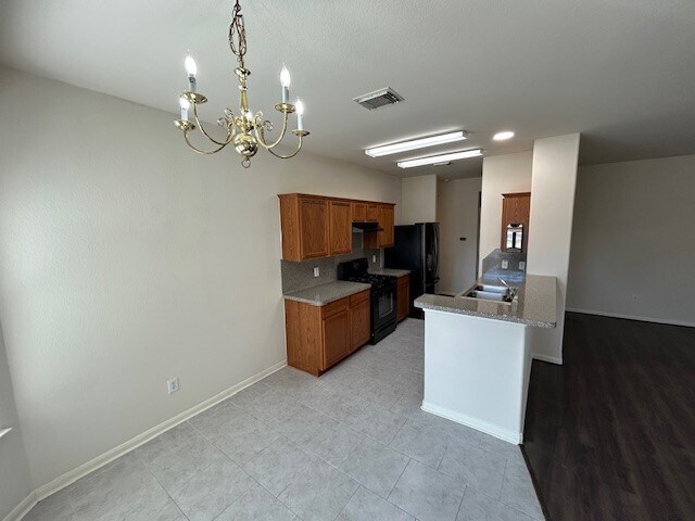 Foto del edificio - 21322 Bella Mountain Dr