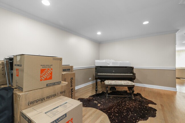 Building Photo - 409 Mallard Dr