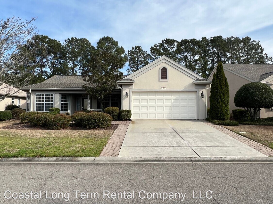 Foto principal - 2 br, 2 bath House - 655 Cypress Hills Drive