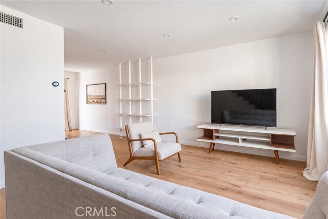 Foto del edificio - 5420 McCulloch Ave