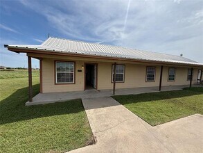 Building Photo - 217 Blue Bell Ct