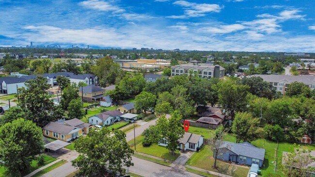 Foto del edificio - 4303 Herridge St