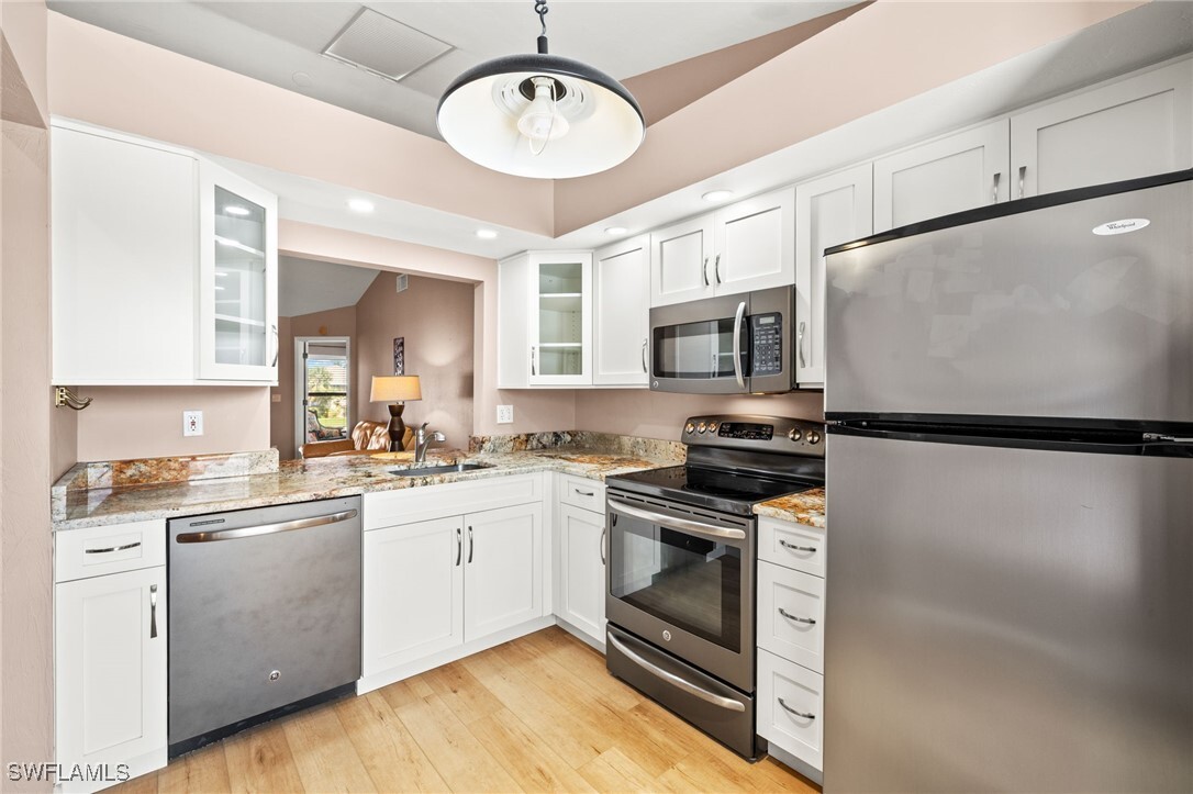 Primary Photo - 4616 SE 5th Pl