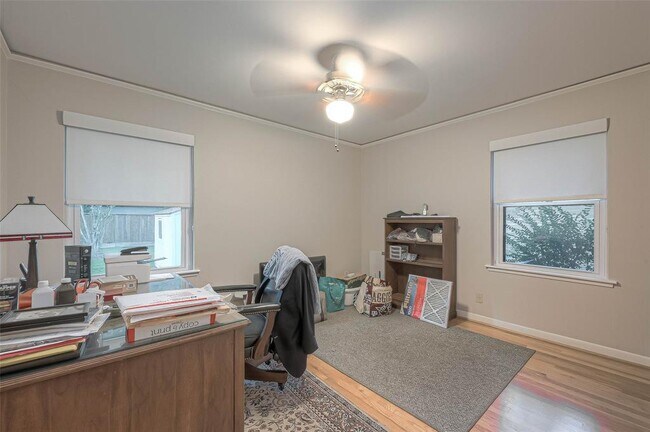 Building Photo - 6414 Pineshade Ln