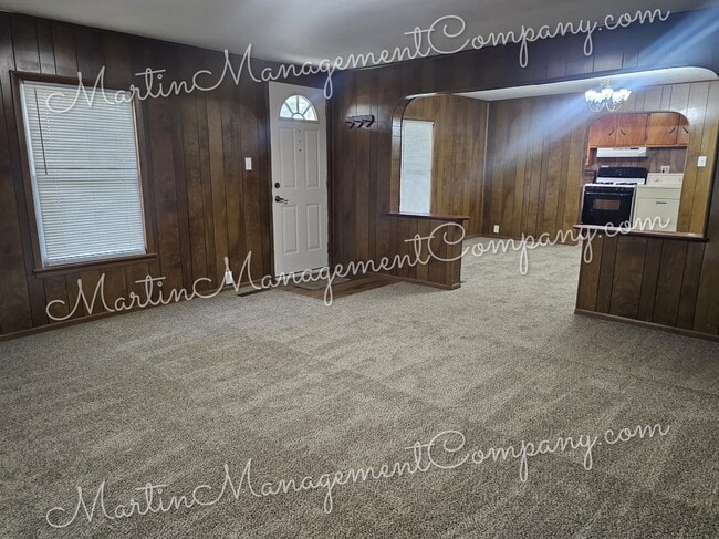 Foto del edificio - 228 W Saline St