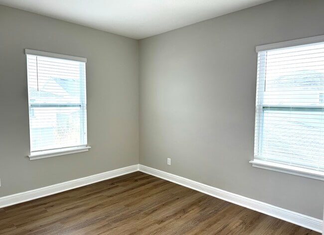 Foto del edificio - 6856 Bridgman St