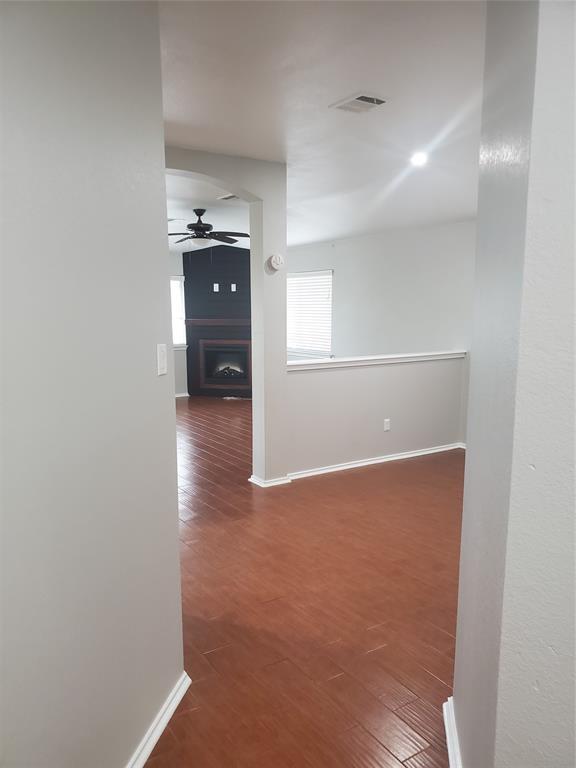 Building Photo - 1105 Darjeeling Dr