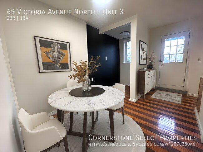 Building Photo - Central Split- Level 2 Bedroom Suite