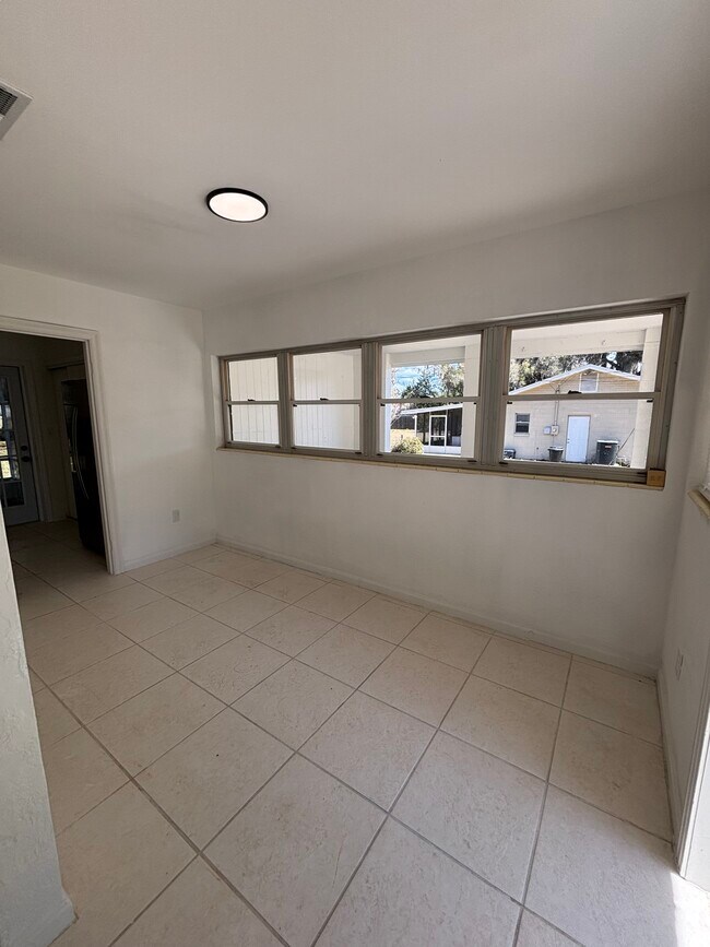 Building Photo - 12 Catalina Dr