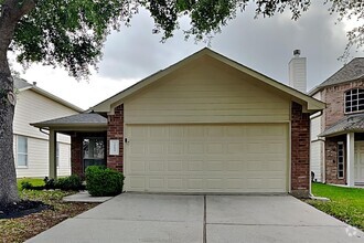 Building Photo - 21634 Falvel Lake Dr