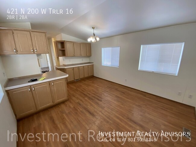 Building Photo - 421 N 200 W Trlr 16