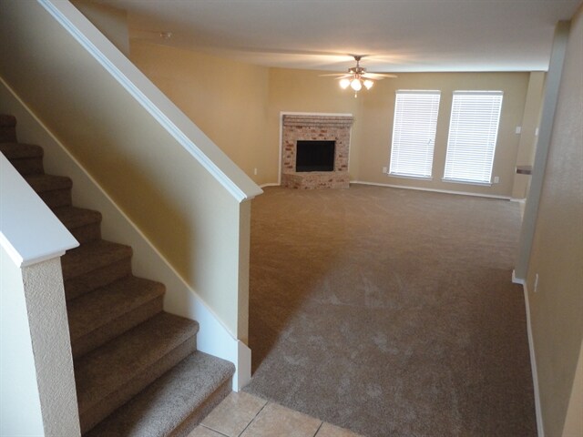 Building Photo - 729 Ash Ln