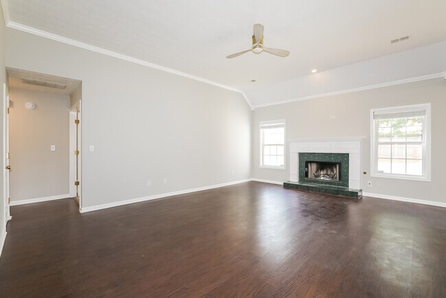 Foto del edificio - 1713 Old Dover Way SW