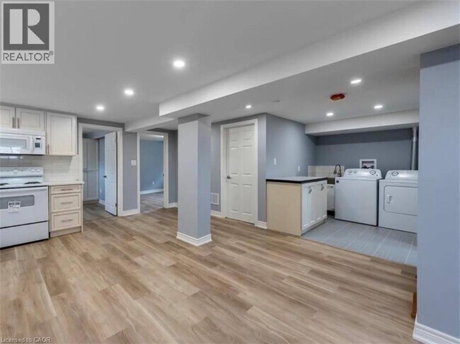 Photo du bâtiment - 431 E 36th St