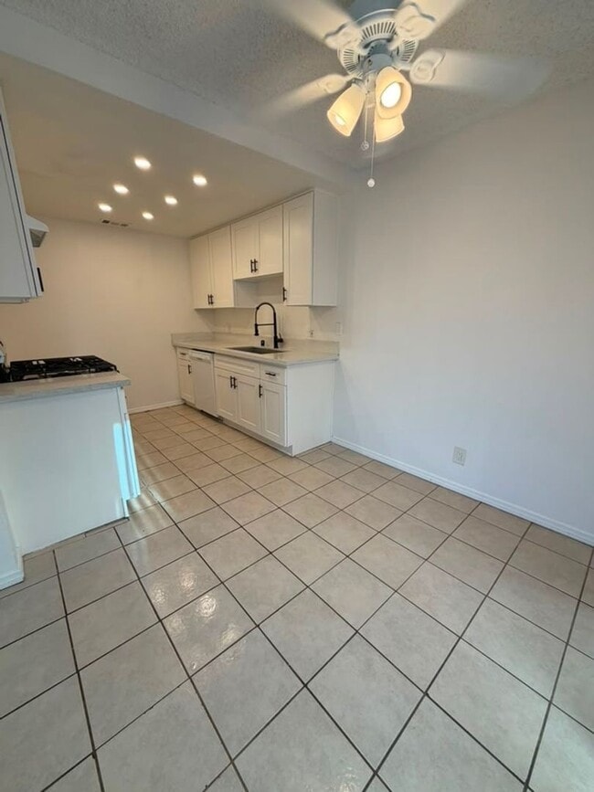 Photo - 7832 12Th St Apartment