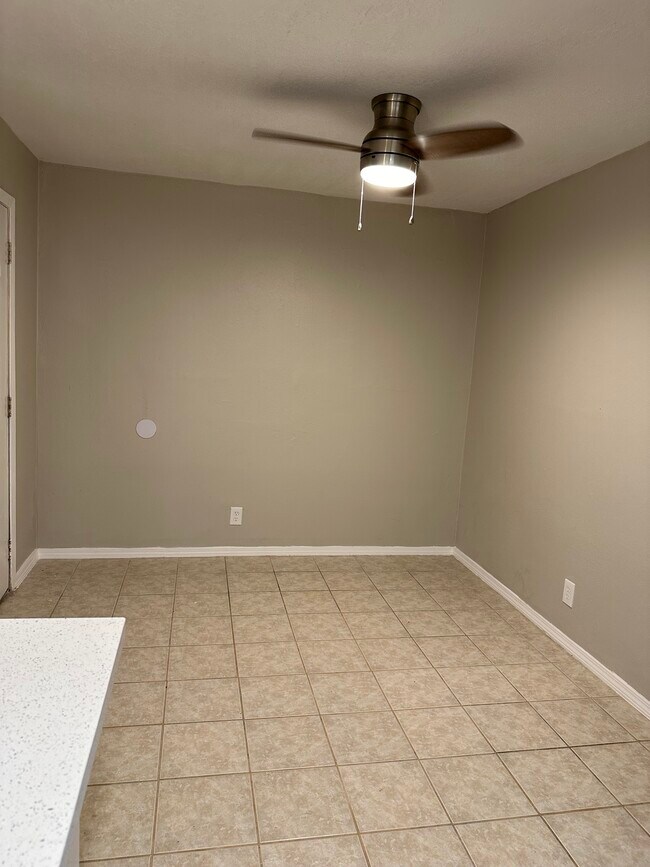 1219 Welch St Unit 1, Houston, TX 77006 Apartments in Houston, TX