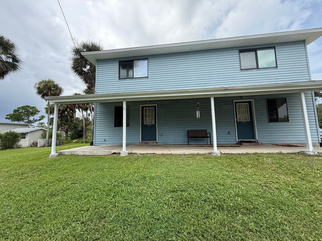 Photo - 202 McDonald St