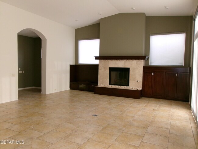 Building Photo - 5401 Silent Sun Ln