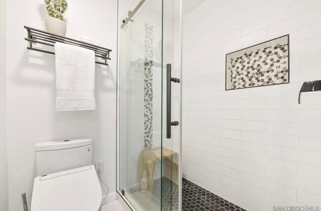 Building Photo - 12805 Carriage Heights Way