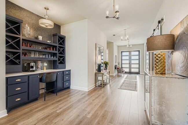 Building Photo - 9818 Wright Dr