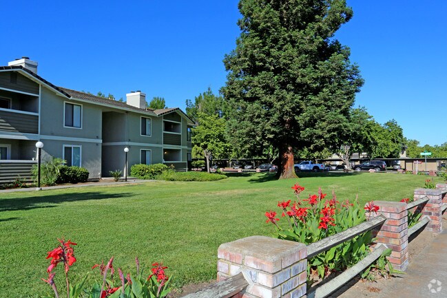 Foto del edificio - Westwinds Apartment Homes
