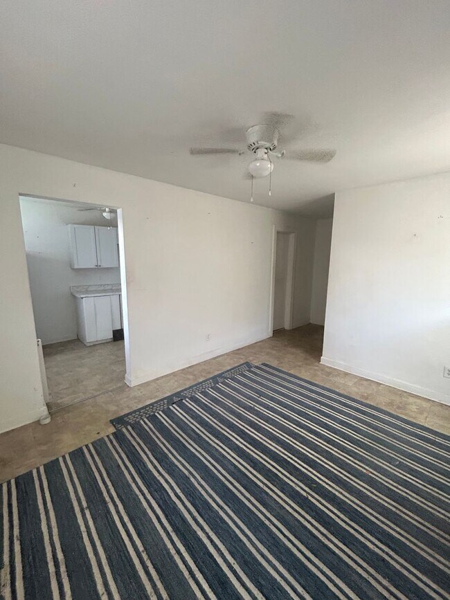 Foto del edificio - North Charleston Triplex Unit