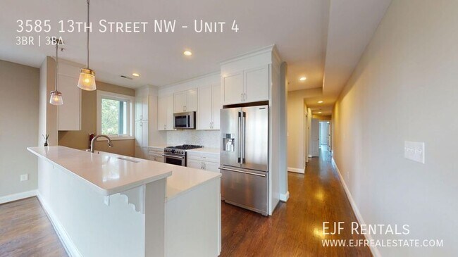 Foto del edificio - 3585 13th St NW