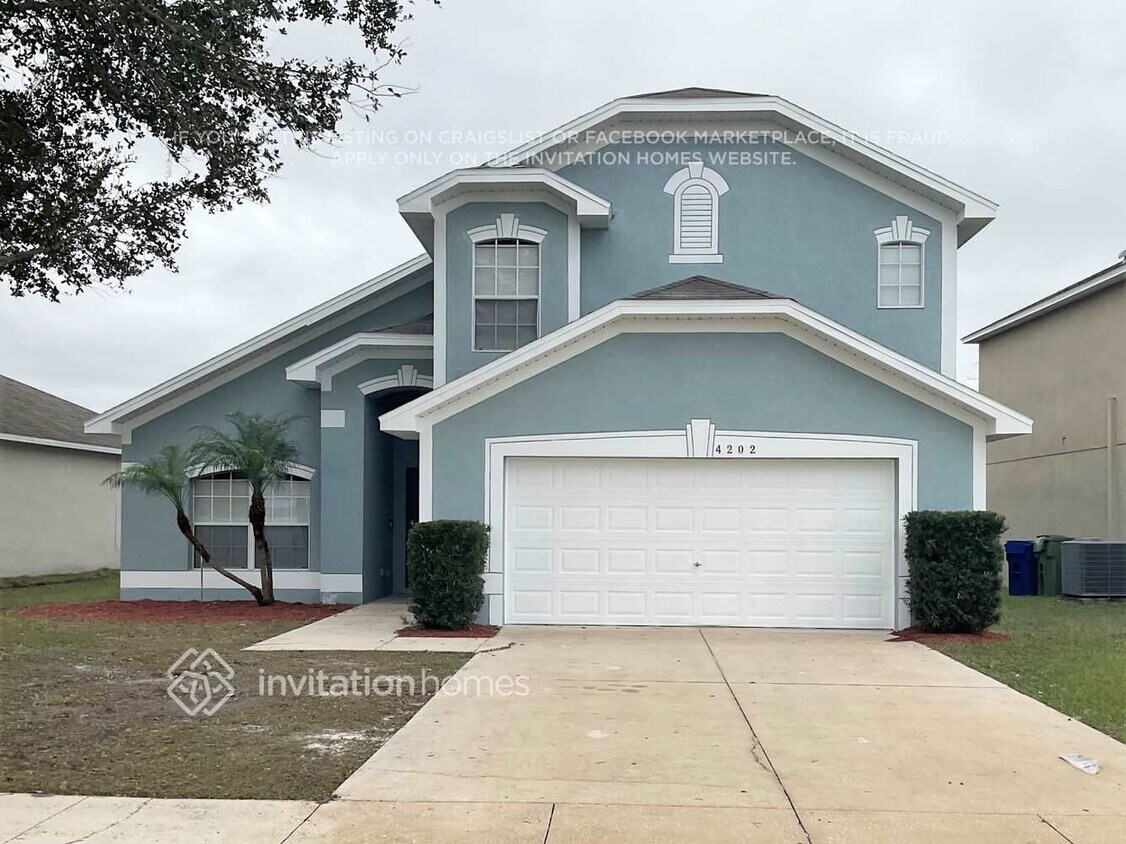 Foto principal - 4202 Roberta Dr