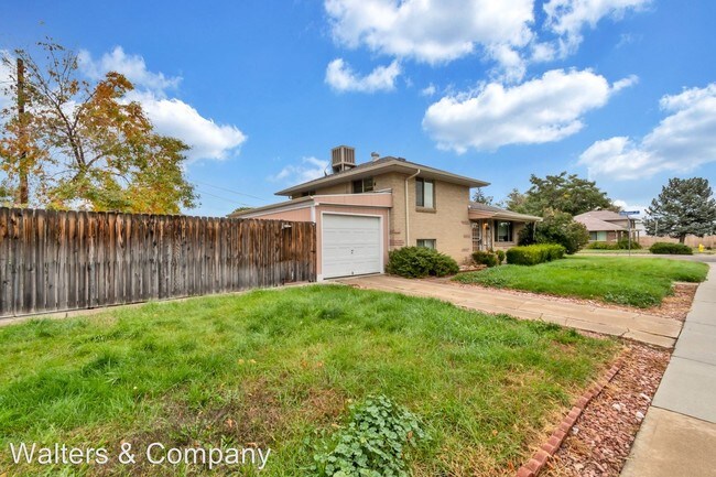 Building Photo - 4 br, 2 bath House - 6625 W 54th Pl