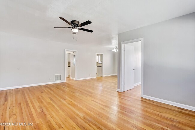 Foto del edificio - 3116 Belden Cir