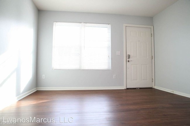 Building Photo - 1 br, 1 bath  - 204 Cherry St 6