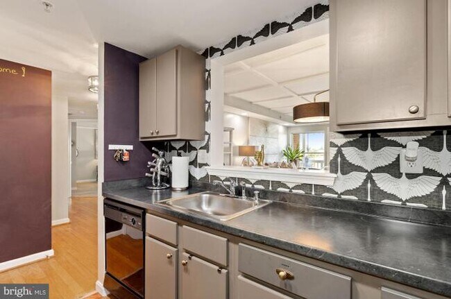 Foto del edificio - 2609 Douglass Pl SE