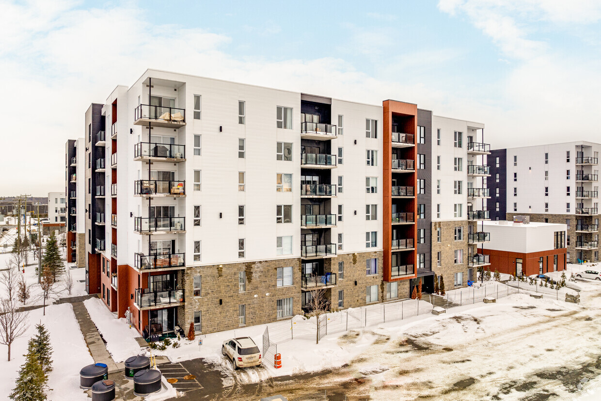 Primary Photo - Quartier 7