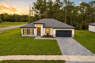 Building Photo - 785 Marion Oaks Trail