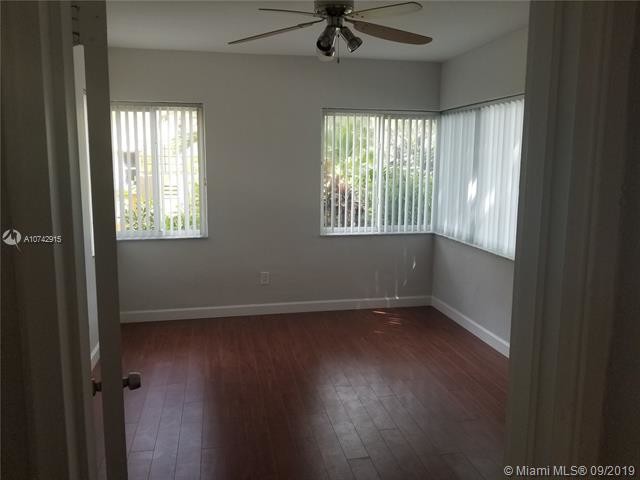 Building Photo - 701 NE 16th Ave  2 Fort Lauderdale FL 33304
