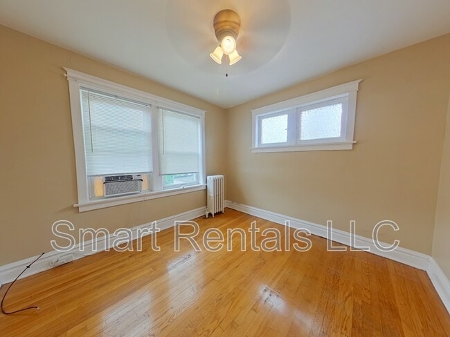 Building Photo - 1008 Tamm Ave