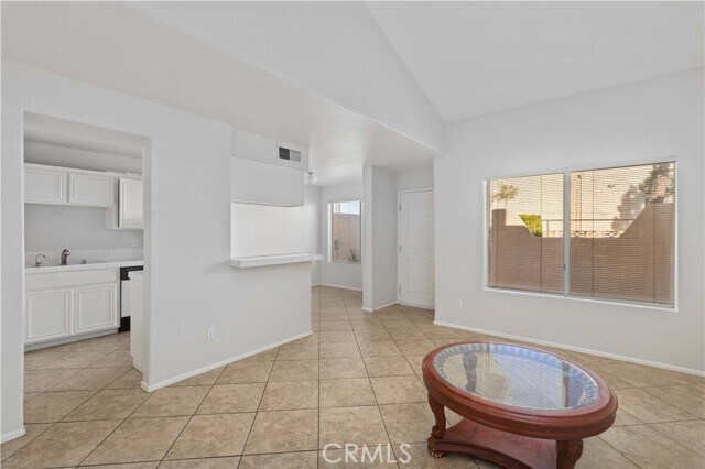 Foto del edificio - 39237 10th St W